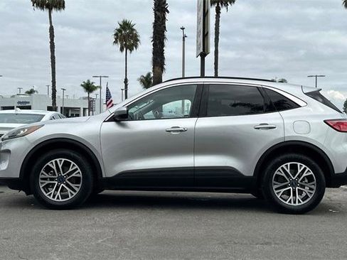 Used 2020 Ford Escape SEL image 7