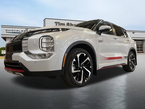 Used 2024 Mitsubishi Outlander Ralliart image 10