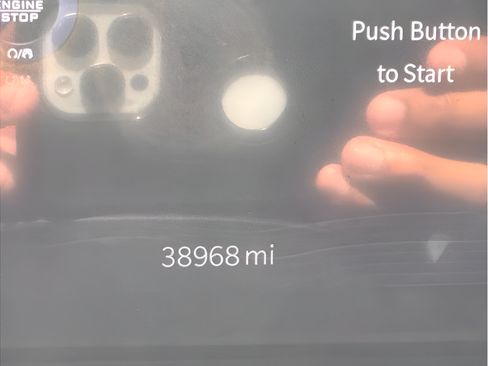 Used 2023 Jeep Grand Cherokee Altitude AWD/4WD image 12