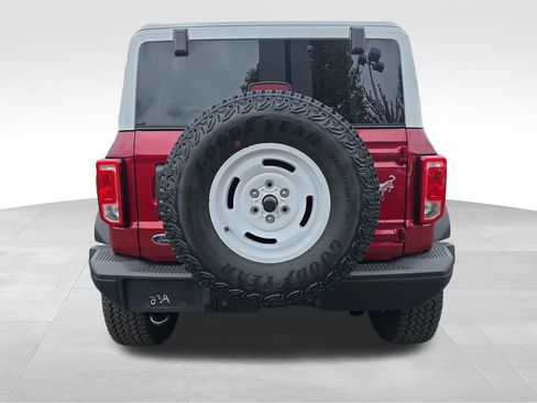 Used 2025 Ford Bronco Heritage Edition AWD/4WD image 7