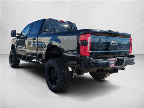 New 2026 Ford F250 Lariat w/ Black Appearance Package AWD/4WD image 9