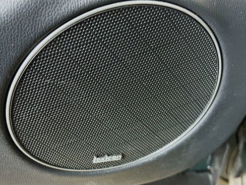 Used 2023 Genesis GV70 2.5T w/ Advanced Package image 22