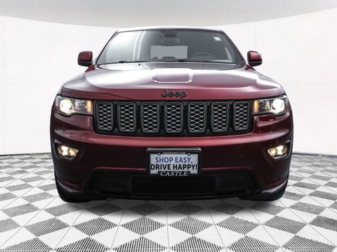 Used 2018 Jeep Grand Cherokee Altitude image 43