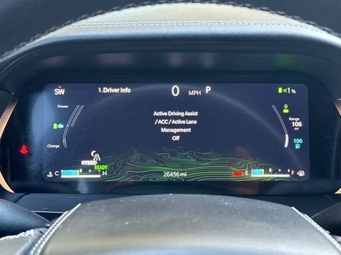 Used 2022 Jeep Grand Cherokee Overland w/ Advanced Protech Group III image 25