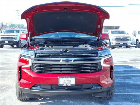 Used 2022 Chevrolet Suburban RST w/ Luxury Package image 32