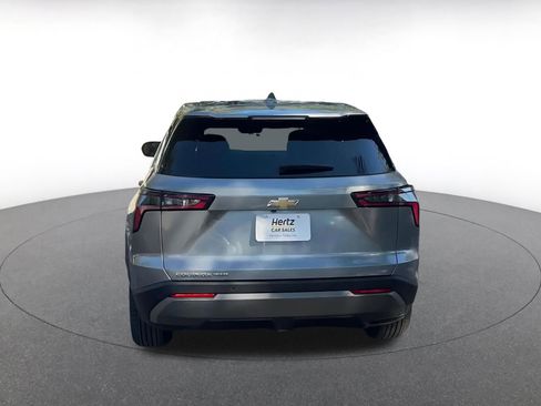 Used 2025 Chevrolet Equinox LT image 12