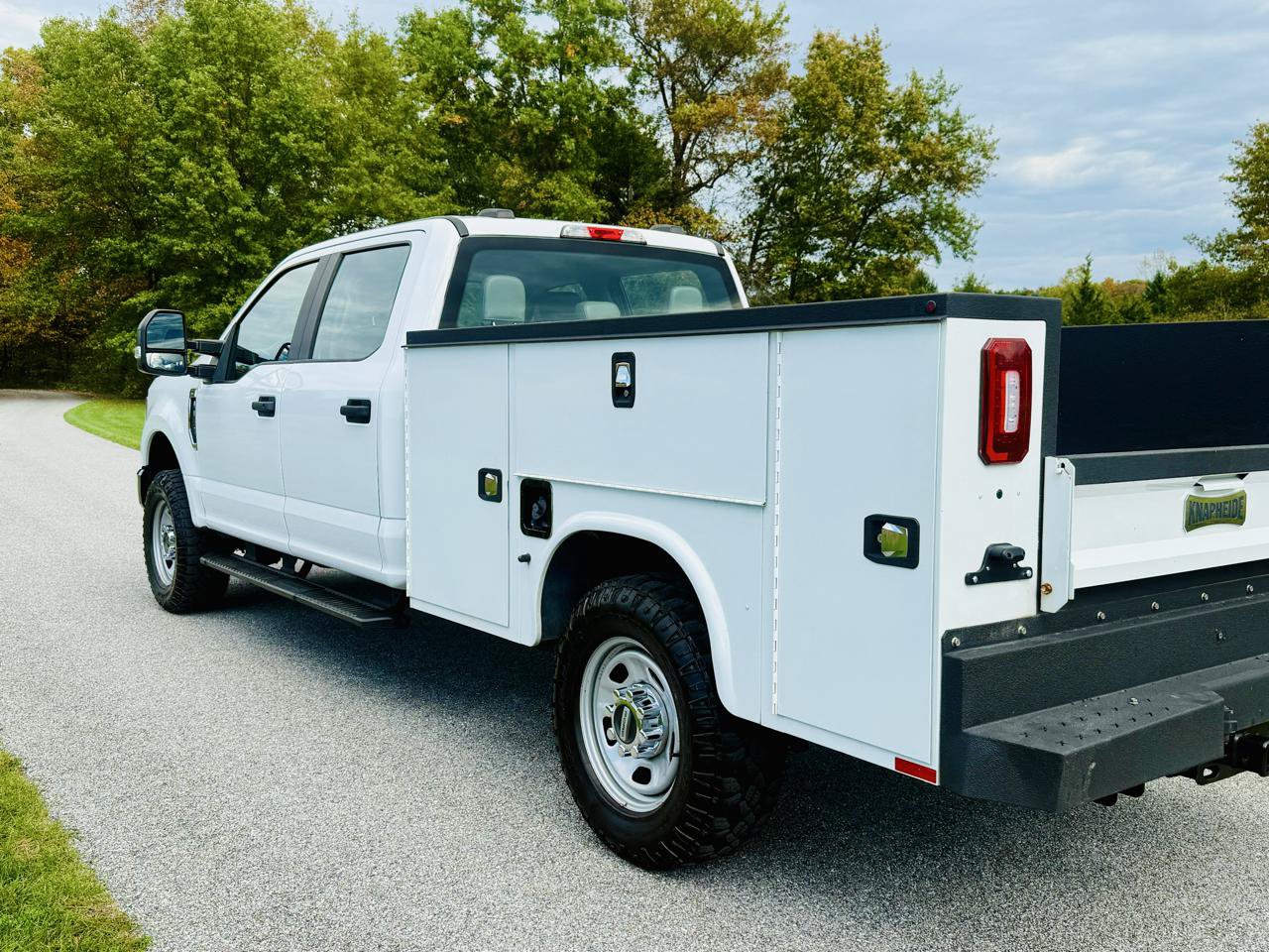 Used 2020 Ford F350 XL w/ Power Equipment Group AWD/4WD image 5