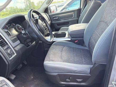 Used 2016 RAM 1500 Big Horn AWD/4WD image 4