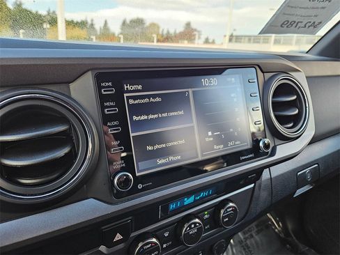 Certified 2023 Toyota Tacoma TRD Off-Road image 21