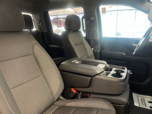 Used 2023 Chevrolet Silverado 1500 Custom AWD/4WD image 35