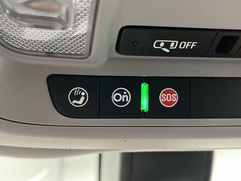 Used 2019 Chevrolet Equinox LT image 22