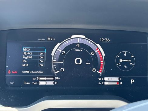 New 2026 Toyota Tundra Platinum AWD/4WD image 24