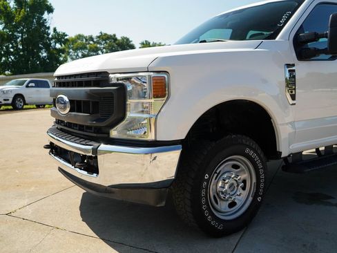 Used 2022 Ford F250 XL w/ Power Equipment Group AWD/4WD image 17