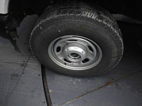 Used 2023 Ford F350 XL w/ Snow Plow Prep Package image 10