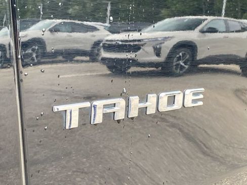 Used 2025 Chevrolet Tahoe Premier AWD/4WD image 32