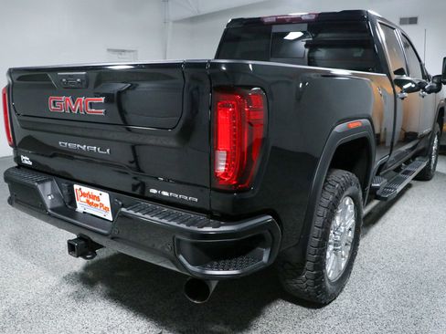 Used 2022 GMC Sierra 2500 Denali AWD/4WD image 7