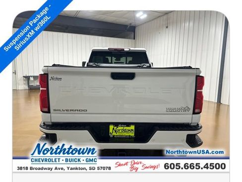 Certified 2024 Chevrolet Silverado 3500 High Country w/ High Country Premium Package image 4