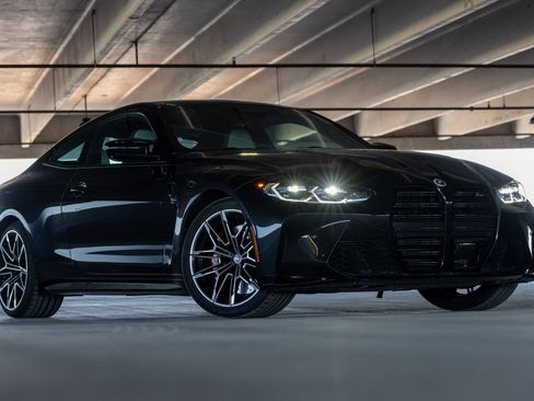 Used 2023 BMW M4 xDrive Competition AWD/4WD image 3