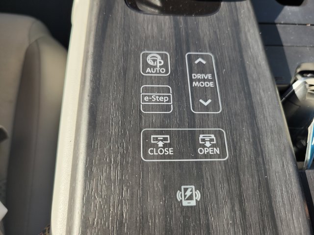 Certified 2023 Nissan Ariya FWD image 26