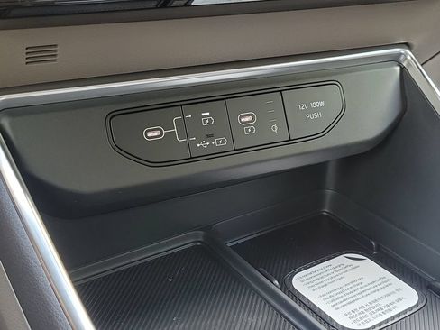 New 2026 Kia Carnival EX FWD image 18