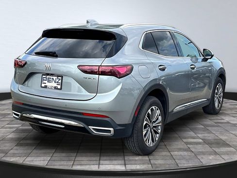 Used 2024 Buick Envision Preferred AWD/4WD image 7