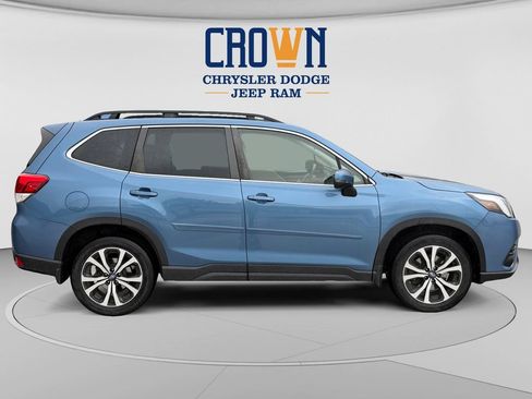 Used 2022 Subaru Forester Limited AWD/4WD image 2