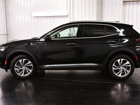 Used 2023 Buick Envision Essence image 4