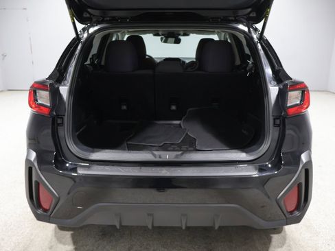 Used 2026 Subaru Crosstrek 2.0i Premium AWD/4WD image 21
