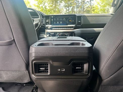 Used 2022 Chevrolet Silverado 1500 LT Trail Boss w/ Convenience Package II AWD/4WD image 23