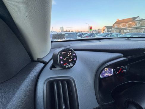 Used 2017 Chevrolet Colorado Z71 image 25