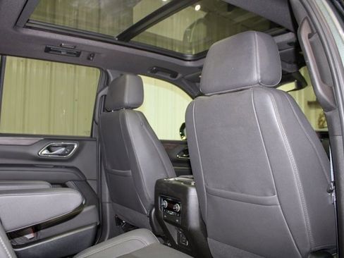 Used 2023 Chevrolet Tahoe Z71 w/ Luxury Package image 26