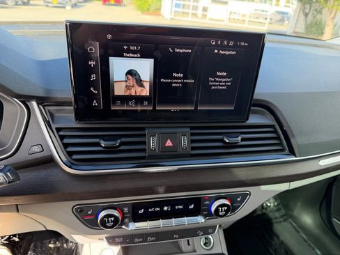 Used 2024 Audi Q5 2.0T Premium Plus image 25