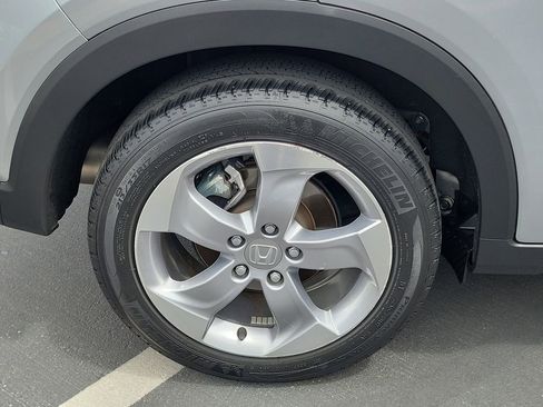 Used 2020 Honda HR-V LX image 7