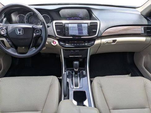 Used 2017 Honda Accord EX-L image 15