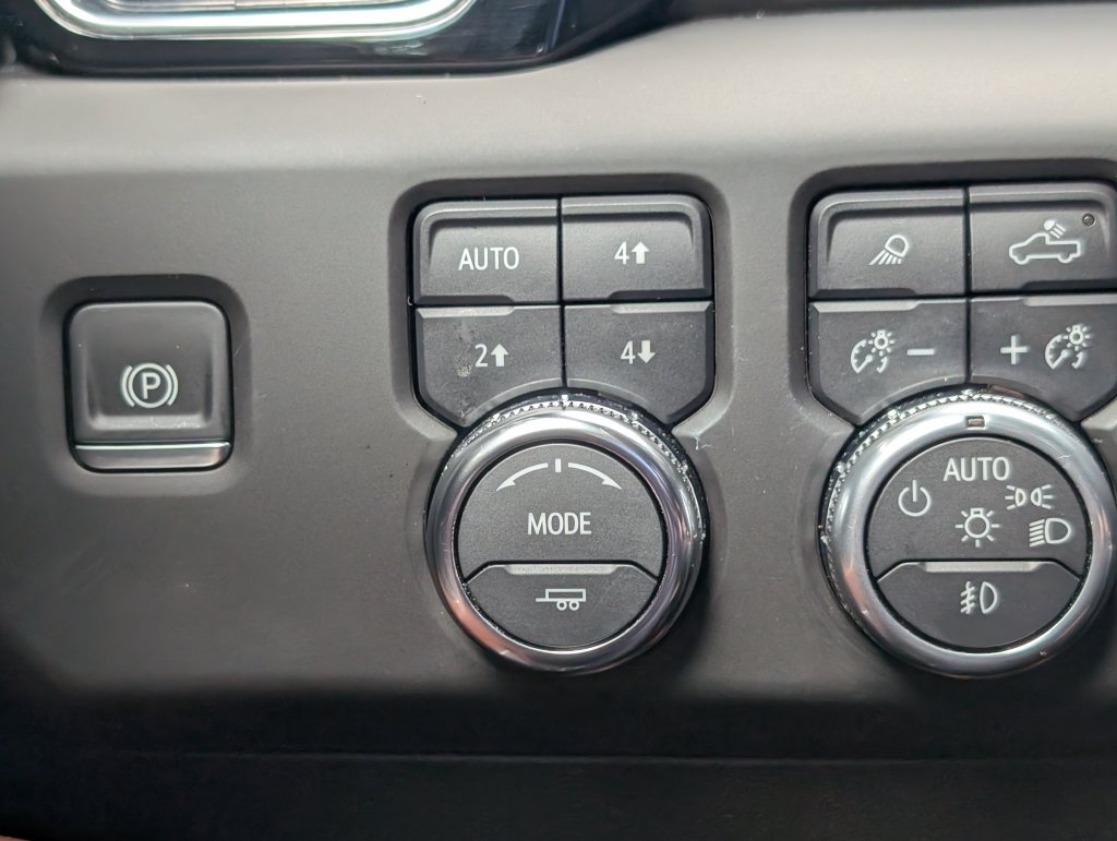 Used 2025 GMC Sierra 1500 Denali Ultimate AWD/4WD image 34