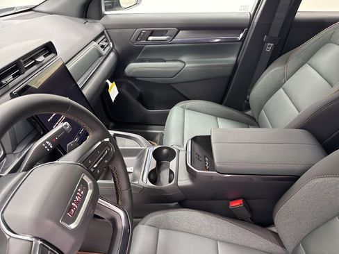New 2026 GMC Terrain AT4 image 26