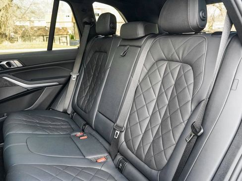 Used 2024 BMW X5 xDrive40i w/ M Sport Package image 18