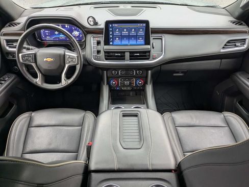 Used 2023 Chevrolet Suburban Premier AWD/4WD image 15