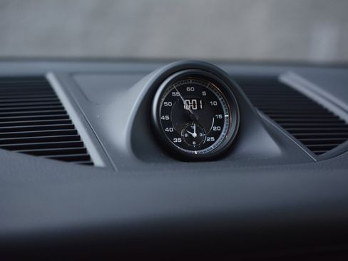 Certified 2026 Porsche Macan image 23