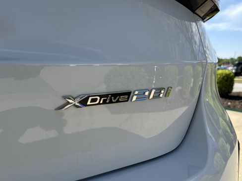 New 2026 BMW X1 xDrive28i AWD/4WD image 7