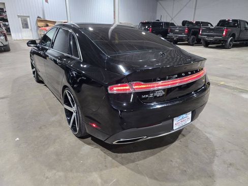 Used 2017 Lincoln MKZ Premiere FWD image 10