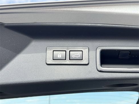 New 2026 Subaru Forester Premium image 32