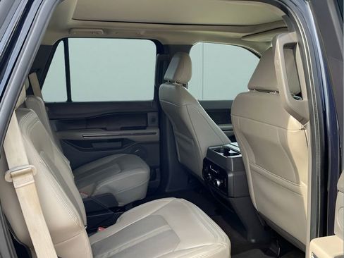 Used 2021 Ford Expedition Limited AWD/4WD image 12