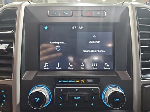 Used 2018 Ford F150 Lariat w/ Equipment Group 502A Luxury AWD/4WD image 27