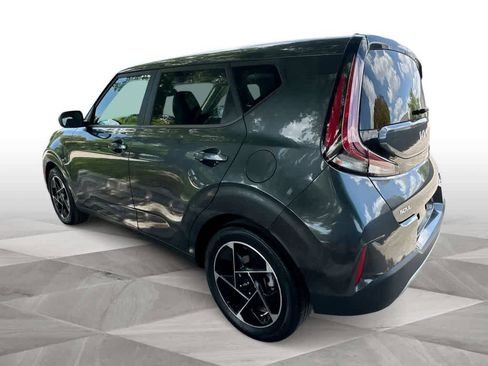 Used 2023 Kia Soul EX FWD image 6
