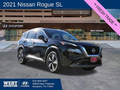Used 2021 Nissan Rogue SL w/ Premium Package