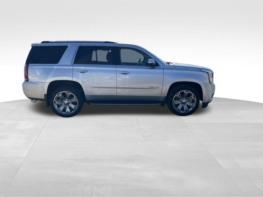 Used 2017 GMC Yukon Denali w/ Open Road Package AWD/4WD image 7