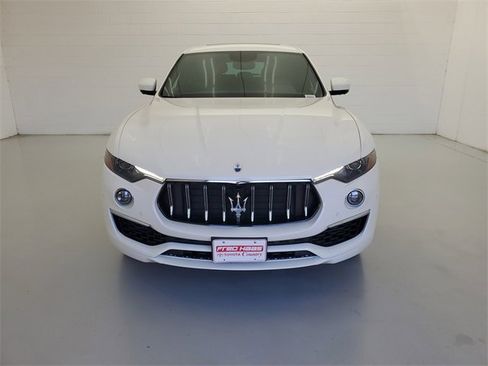 Used 2022 Maserati Levante GT image 3