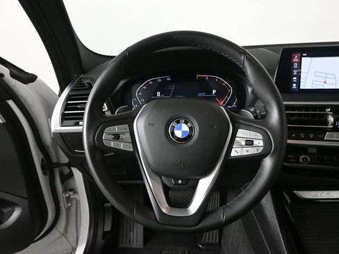 Used 2024 BMW X3 sDrive30i RWD image 2