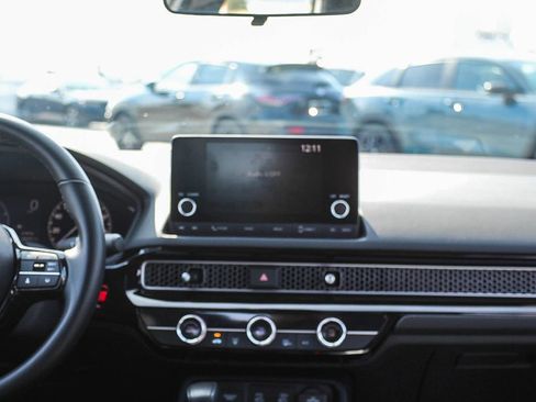 Certified 2025 Honda Civic Sport image 14